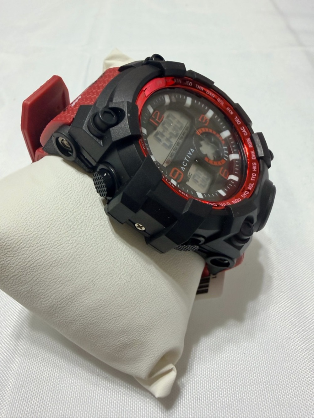 Activa by Invicta Red & Black Sport Men’s Digital Watch - Picture 3 of 7